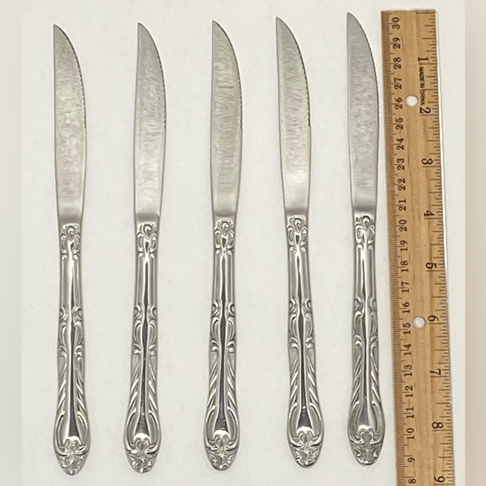 F.B. Rogers Stainless Korea Scrolls Serrated Steak Knives - 5 New